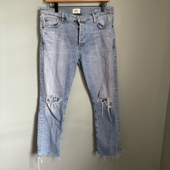 Citizens of Humanity Light Wash Distressed Raw Hem Emerson Mid Rise Jeans - Picture 1 of 7